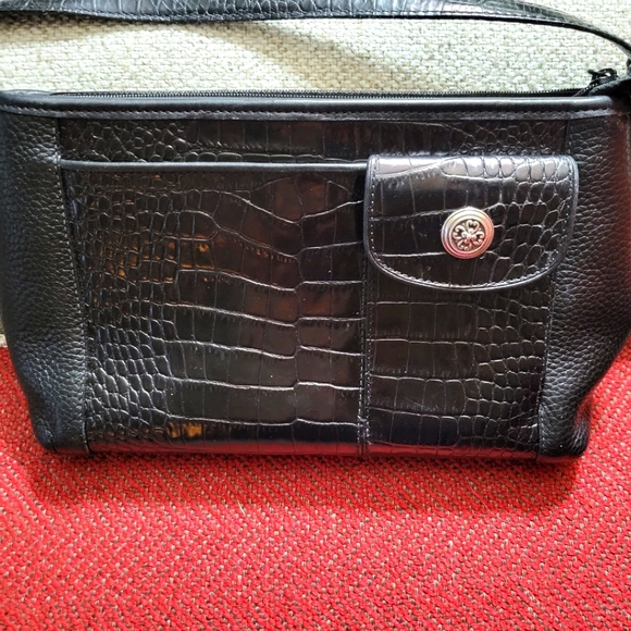 - Brighton Croc Embossed Leather shoulder bag. Make an Offer! - Picture 7 of 7